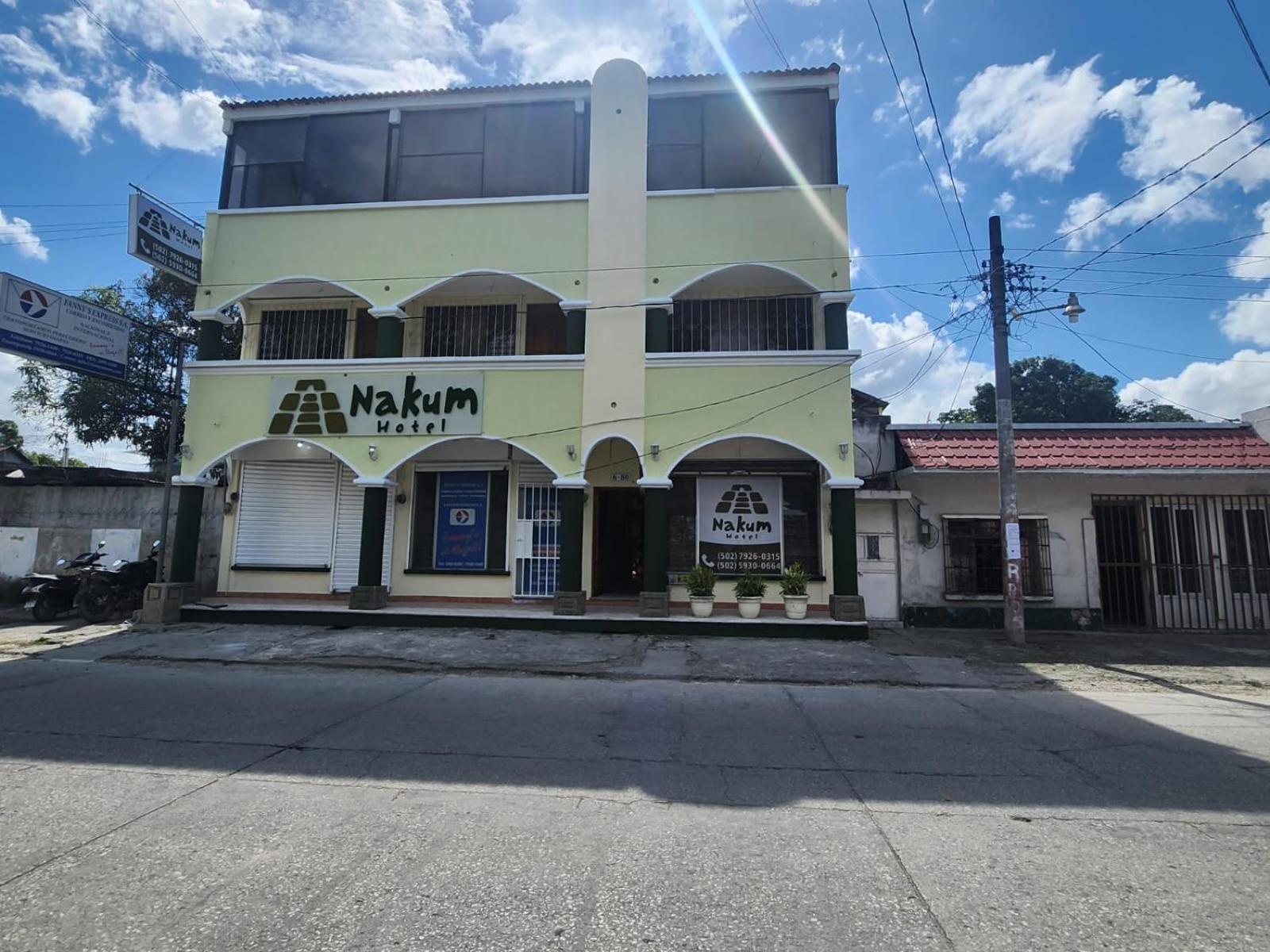 Nakum Hotel Flores Extérieur photo
