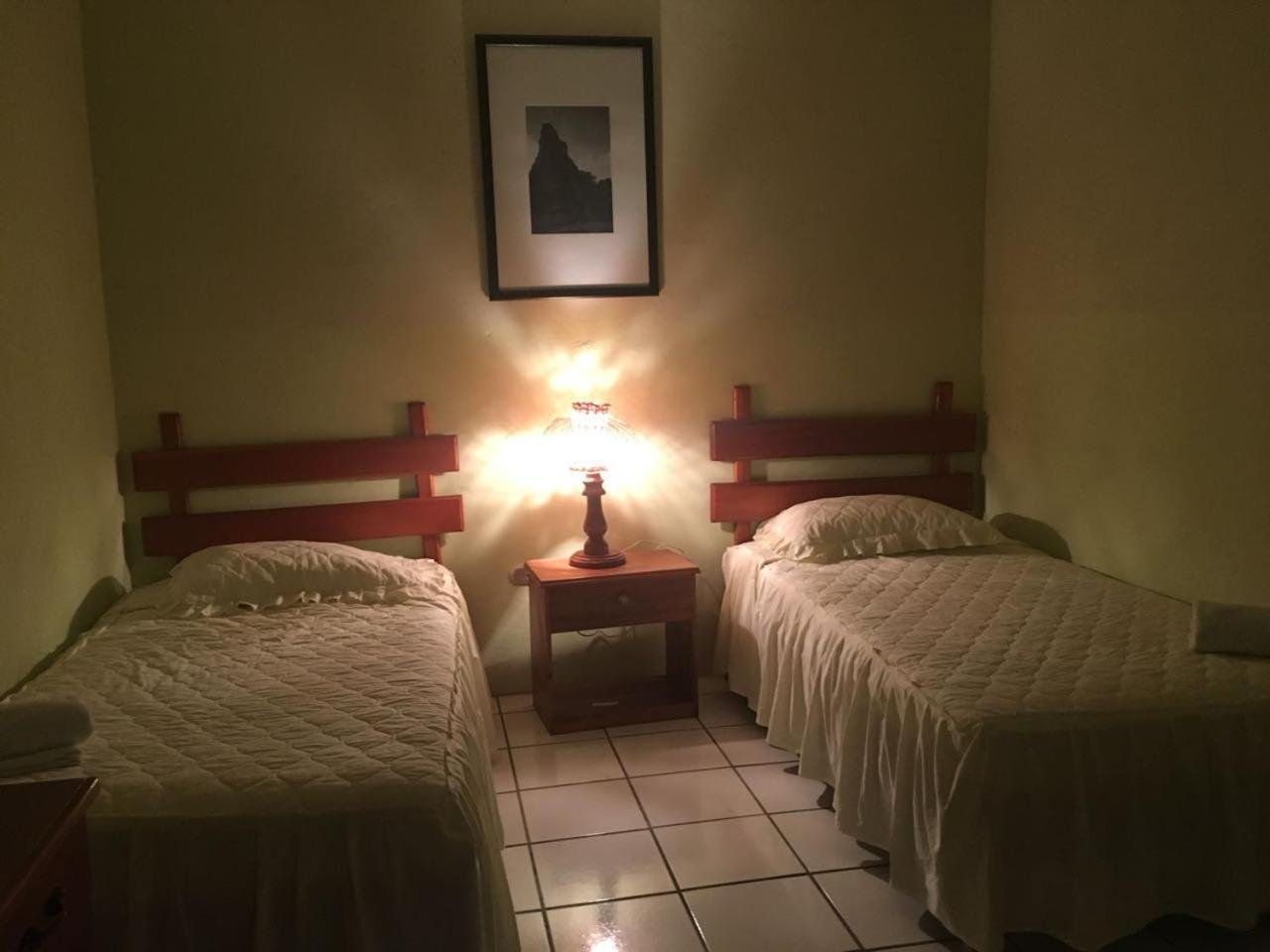 Nakum Hotel Flores Extérieur photo
