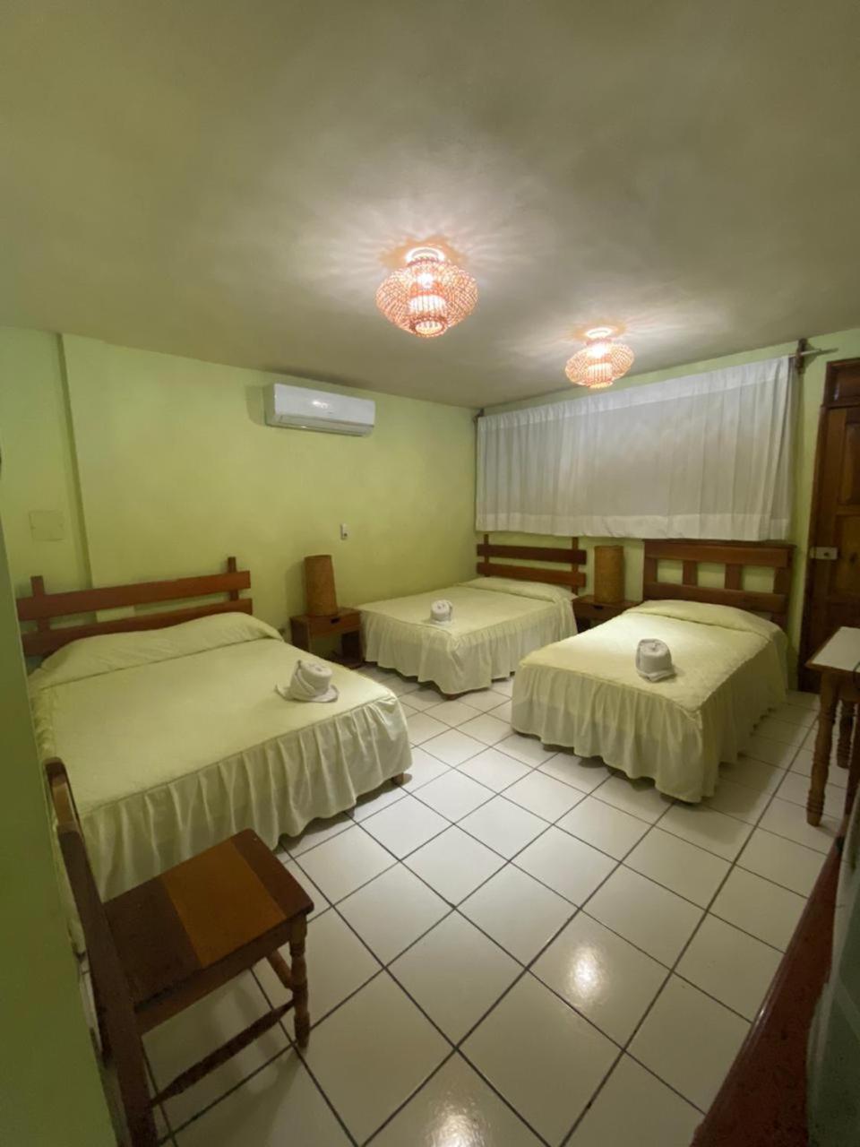 Nakum Hotel Flores Extérieur photo