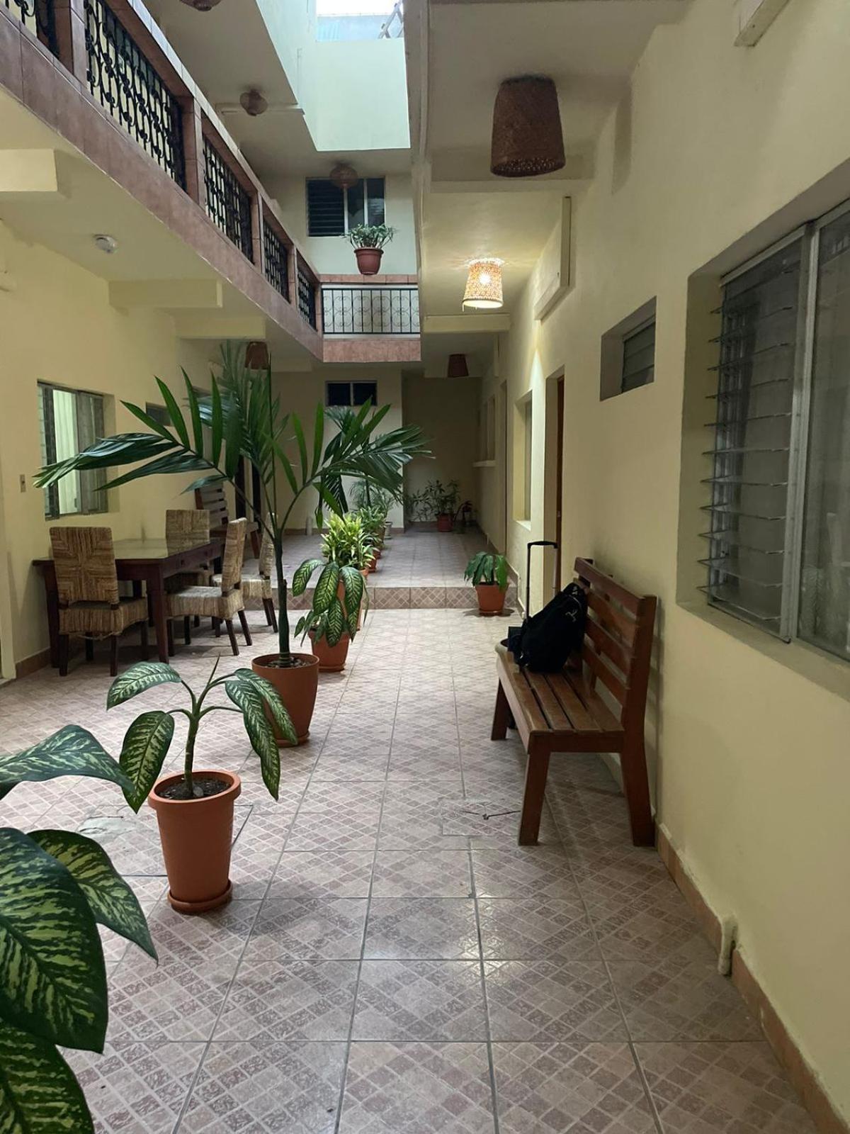 Nakum Hotel Flores Extérieur photo