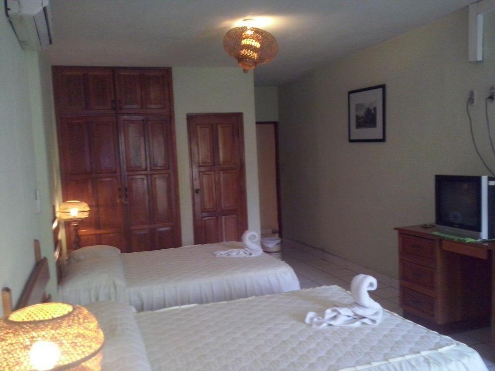 Nakum Hotel Flores Extérieur photo