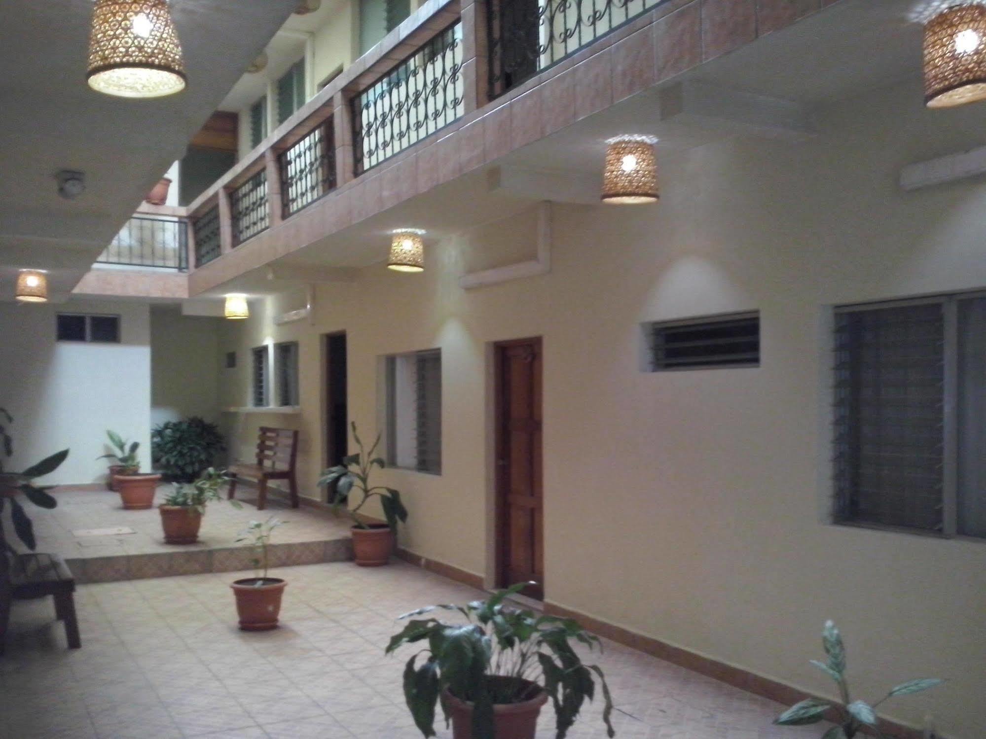 Nakum Hotel Flores Extérieur photo